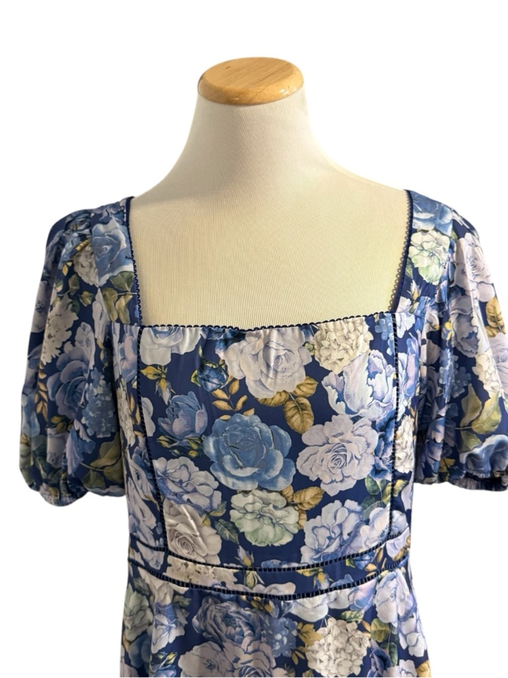 Rachel Parcell Puff Sleeve Blue Floral Lace-Trim Midi Dress - Picture 4 of 13